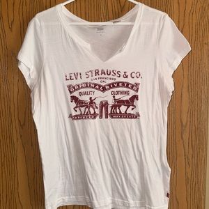 Women’s Graphic Tee